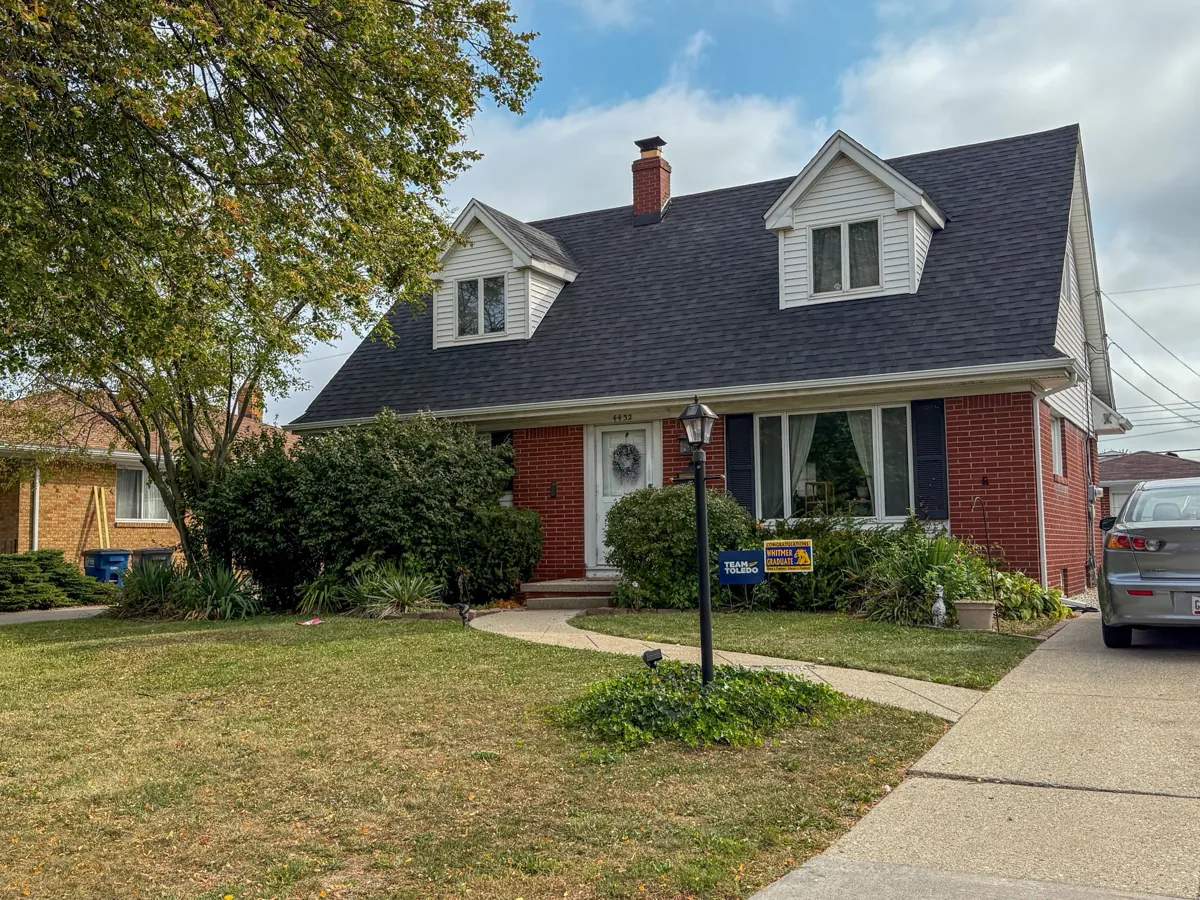 Roofing project completed by Big Horn Roofing, serving Northwest Ohio